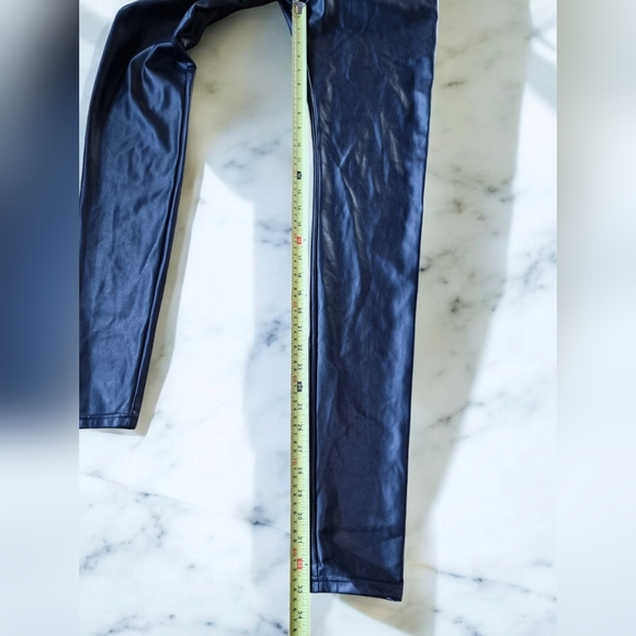 🆕️ Aritzia Wilfred Free Daria Vegan Leather High Waisted Leggings Pants Size M - Picture 11 of 11